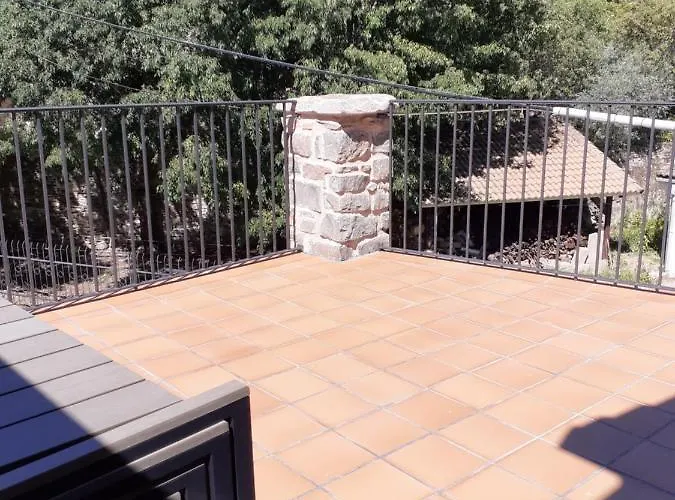 Casa Binuales * Pedruel