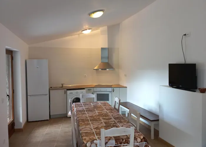 Casa Binuales Pedruel